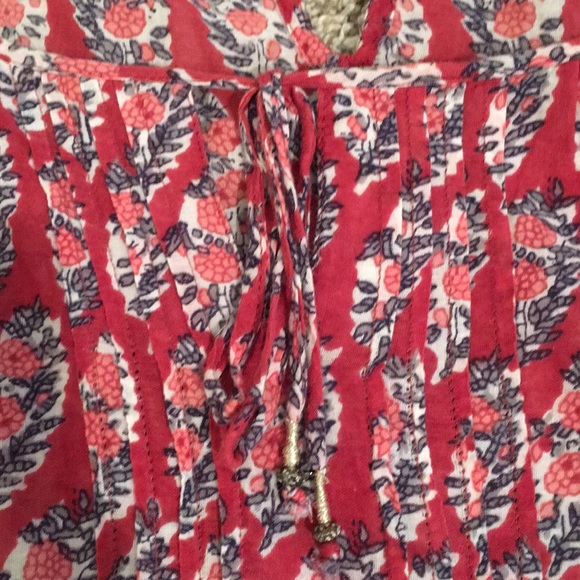 American Eagle cotton peasant blouse. Tie front,elastic waist. 3/4 sleeves Sz M - Picture 3 of 7